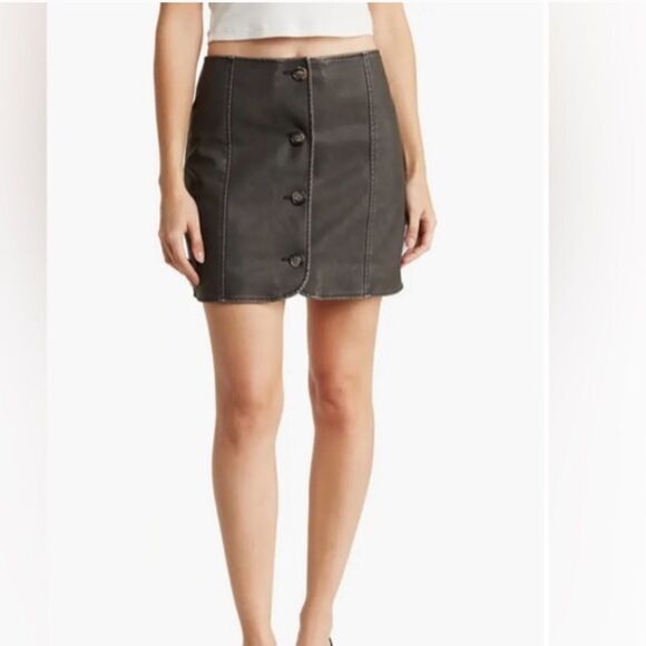 BLANKNYC | Washed Faux Leather Miniskirt - Picture 1 of 5